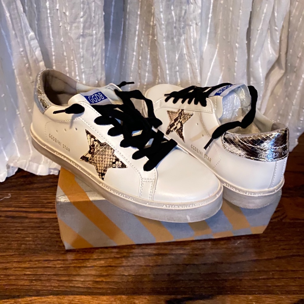 Golden Goose sneakers never worn!